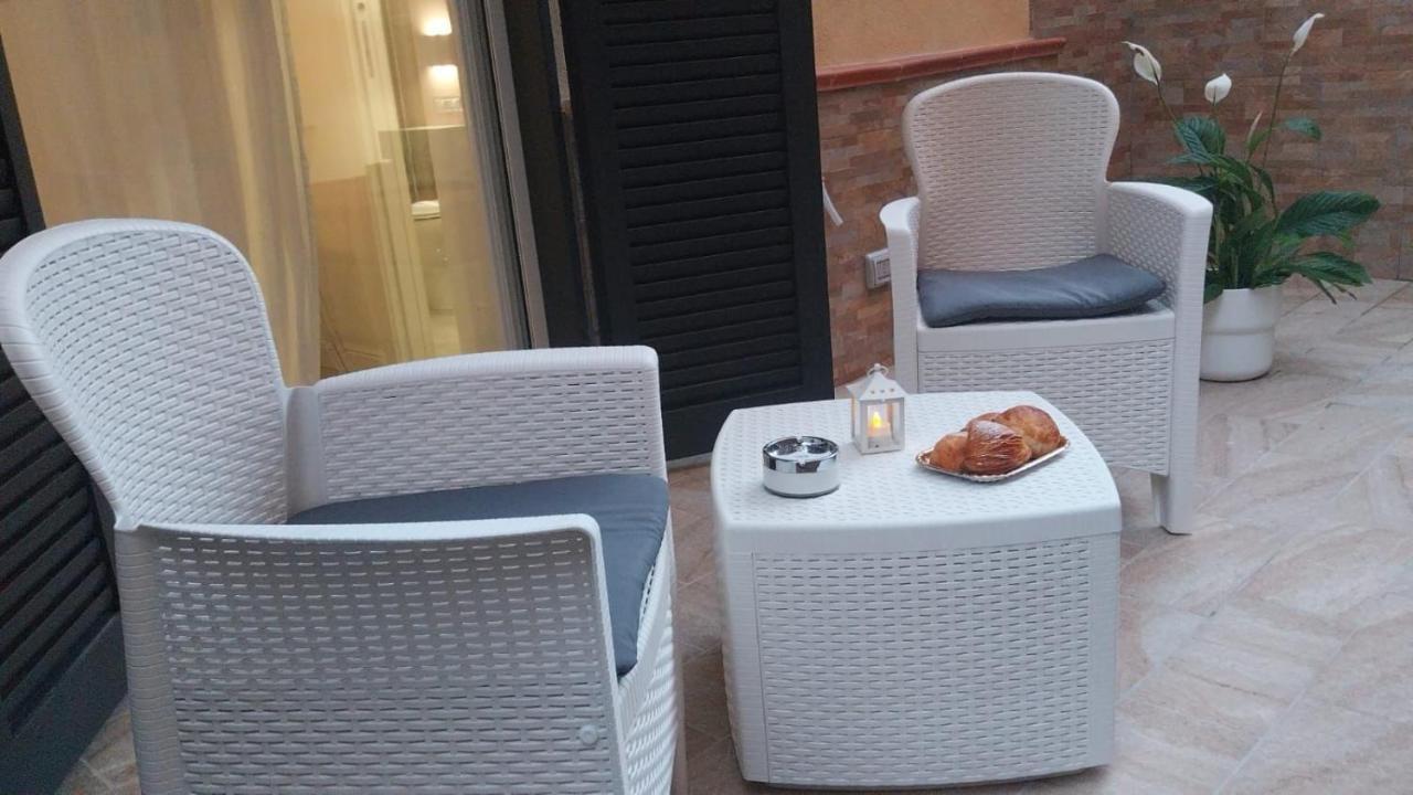 Alery Hotel Napoli Eksteriør billede
