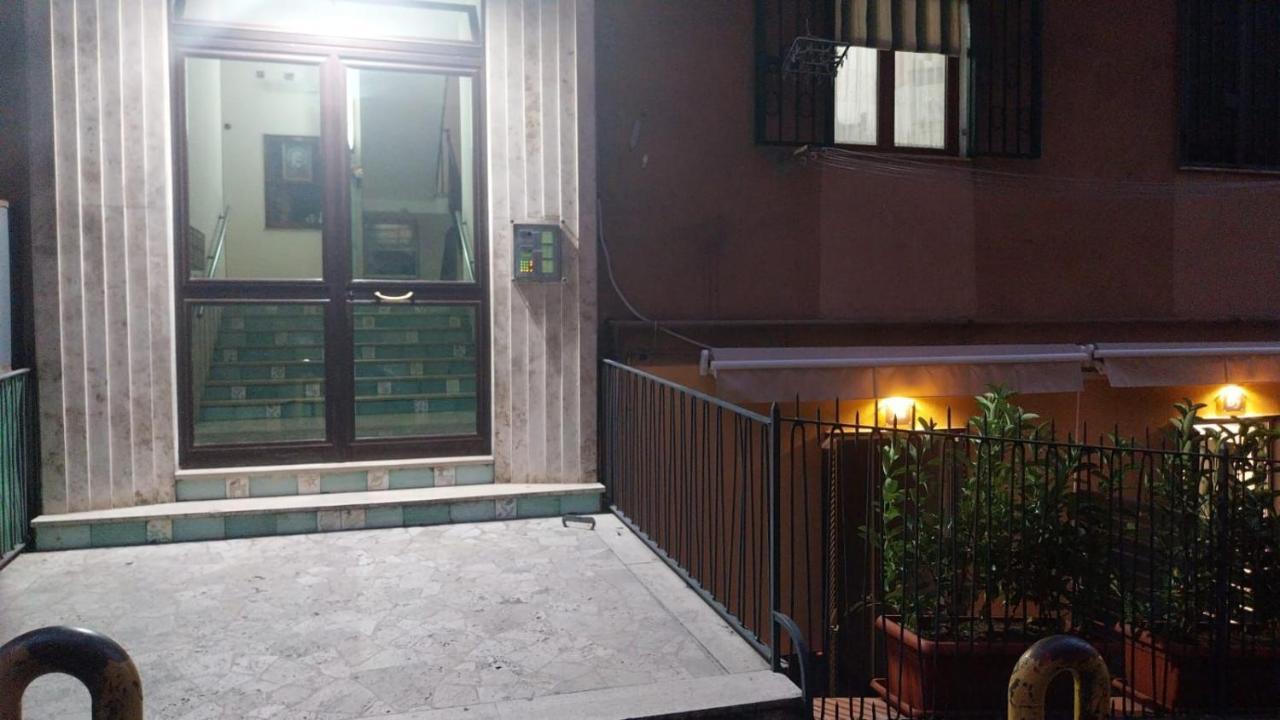 Alery Hotel Napoli Eksteriør billede